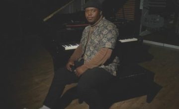 Lloyiso – Lay Me Down (Live Performance At Riky Rick’s Funeral) Lloyiso – Lay Me Down (Live Performance At Riky Rick’s Funeral)